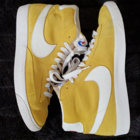 nike blazer mustard